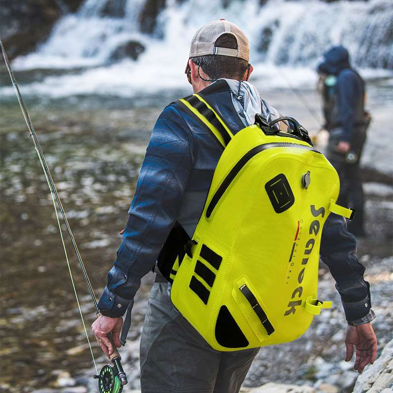 OEM Fly Fishing Backpack ပေးသွင်းသူ — Welded TPU, MOQ 300